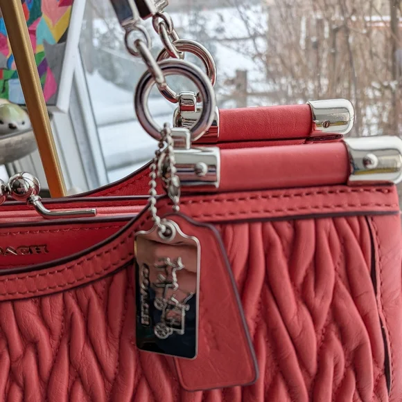 Coach NWT Madison Twist Leather Carrie Satchel F27681 - Picture 2 of 11